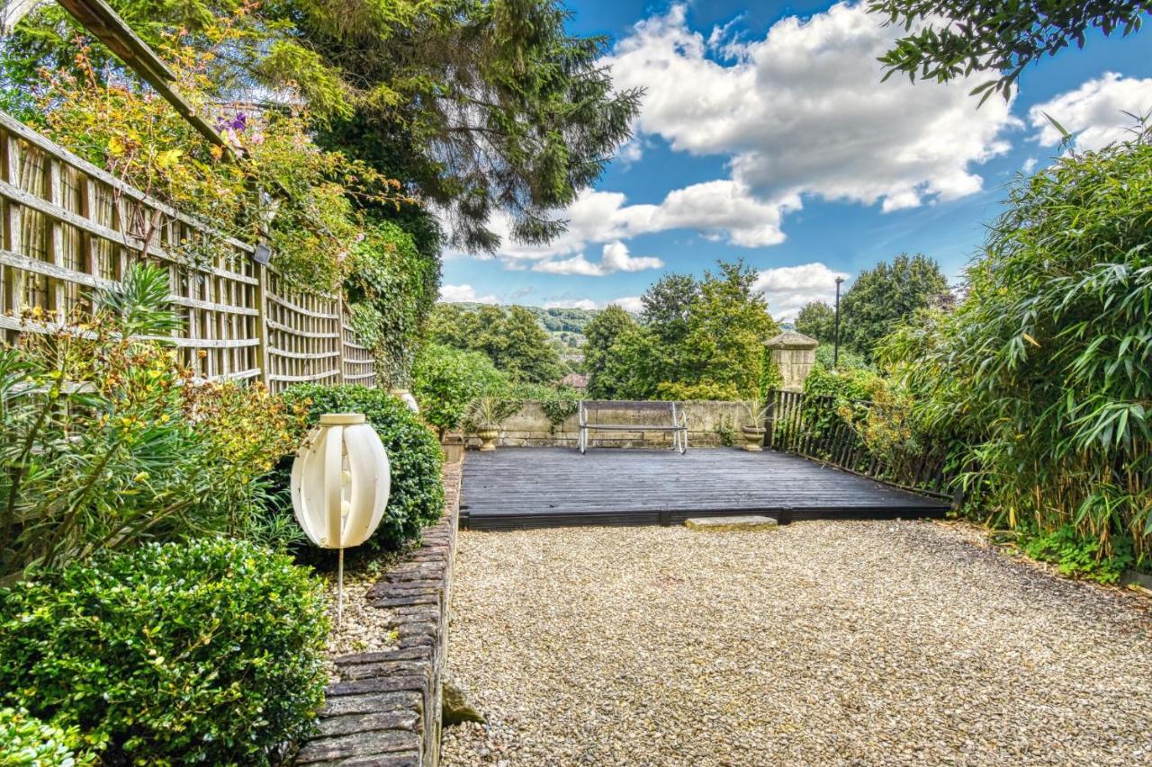 2 Bedroom Apartment In Bath City Centre With Garden & Free Parking Екстериор снимка