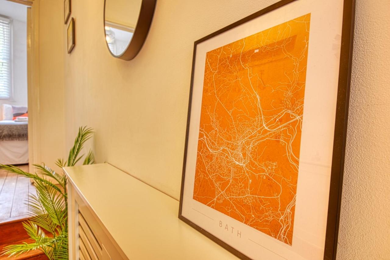 2 Bedroom Apartment In Bath City Centre With Garden & Free Parking Екстериор снимка